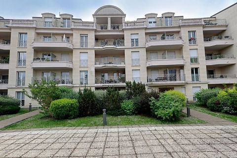 STUDIO 28 M²