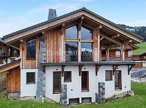 Magnifique chalet 4 chambres au pied des pistes de Crest Voland (73590)