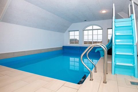 Energy-friendly cottage for 16 people with swimming pool, whirlpool, sauna and various activities located on 3,500 m2 large natural plot approx. 1,300 meters from the North Sea and with a short distance to Husby Klitplantage. The house's pool area ha...