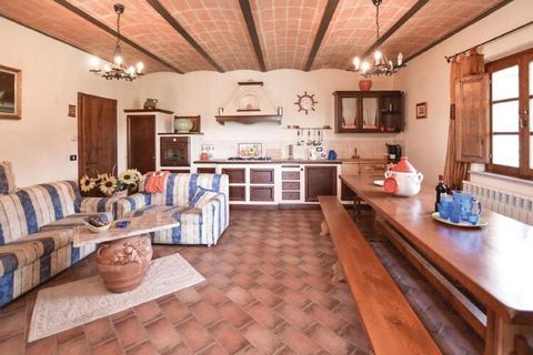 Esta casa de vacaciones en Citta di Castello es una granja que se origina a principios del siglo XX. Ha sido renovado manteniendo las características originales y equipado con todas las comodidades de hoy. La espaciosa casa de vacaciones en la región...