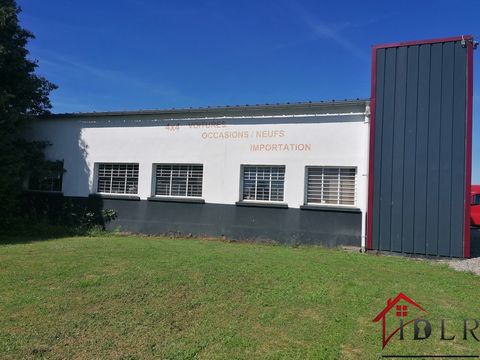 You are looking for a commercial space of 275 m2. The IDLR agency of Bourbonne les Baisn offers you a professional premises of 275 m2 available for rent sale or sale in the future. This set is located in the town of Chatillon sur Saône on a plot of 4...