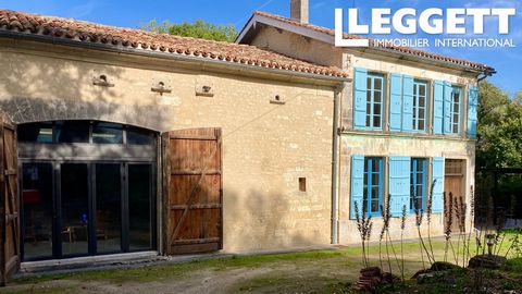 A16161 - Located in the south of the Charente department, this property offers you a private setting to find calm and serenity while remaining accessible to all amenities. 5 mins from Barbezieux, 30 mins from Angoulême and 1 hour from Bordeaux Superb...