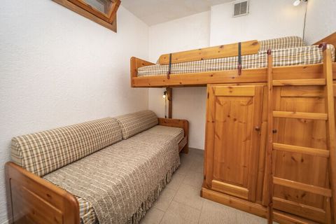 This beautiful chalet flat in the north-west of Italy is equipped with a shared fenced garden and an attractive interior. It can accommodate up to 6 people and is ideal for enjoying a wonderful holiday with family or friends. Sauze D'Oulx is located ...
