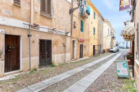 You are most welcome to reside in this elegant apartment that can comfortably accommodate a family. It features a pleasant interior, charming decoration and a great location near the sea. Alghero is charmingly situated on the northwest coast of Sardi...