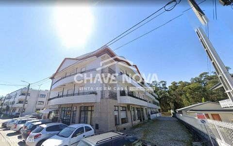 2 bedroom apartment for sale, 2nd and last floor without elevator, located in Fiães, Santa Maria da Feira. With 128m2 of gross area, 95m2 of floor area, it consists of entrance hall, common room, kitchen, hall, 2 bedrooms, 2 WC's, garage box and stor...