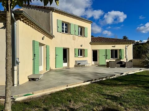 Géraldine VIEN PARGUEL (EI ... Expertimo? offers you Exclusively, 5 minutes from Aubenas, on the beautiful road to Ailhon commune of Mercuer, this Beautiful and Large family House, with its immense Garage and its basement where we find a very beautif...