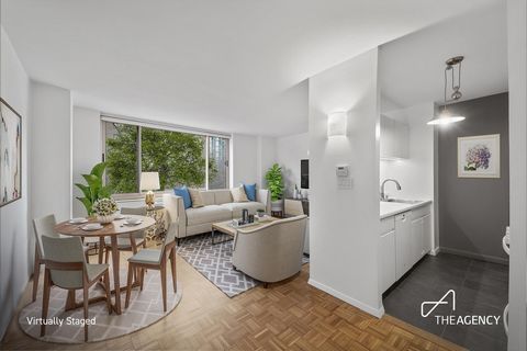 Welcome to apartment 3A, a move-in-ready one bedroom, with charming tree-line views on a serene block of Battery Park City. Upon entering the foyer area, there is a closed kitchen to the right, and storage closet. The open living/dining space has ove...