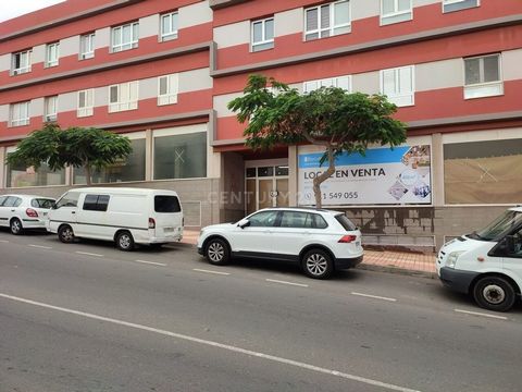 If you are looking for a place to invest or for your business, we have what you are looking for. Do we offer you this place in Ingenio? Excellent opportunity to acquire this premises with an area of 295 m² located in the town of Ingenio, province of ...