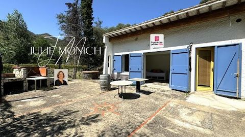 Julie MONICH - Privatgrundstücke 66, Casot mit Wasser und Strom Preis: 165000 Euro Maklergebühren: (6%) inklusive Käufergebühr Casot auf einem Grundstück von ca. 7300 m², etwa zehn Minuten vom Stadtzentrum und dem Strand entfernt, mit einer Fläche vo...