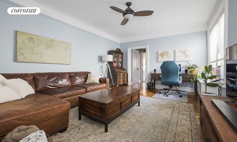 Perched on the top floor of an elegant six story pre-war elevator building, this sun drenched spacious one bedroom boasts high ceilings, original prewar details and beautiful restored solid hardwood floors. Not to mention the mint eat-in kitchen whic...