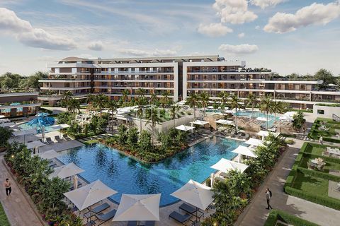 Appartementen in een Complex met Rijke Voorzieningen nabij het Strand in Antalya Deze appartementen zijn gelegen in de Kundu regio in Antalya, Turkije. Kundu is een populaire vakantiebestemming en leefruimte. Het beschikt over moderne voorzieningen, ...