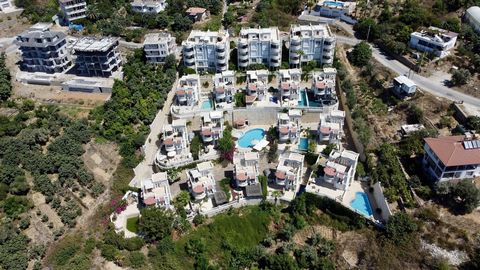 Luxuswohnung in Gehweite zum Meer zu verkaufen Dieses exklusive Anwesen befindet sich in einer prestigeträchtigen Gegend von Alanya, nur wenige Minuten vom Strand entfernt. Eine gute Wahl für diejenigen, die Wert auf Komfort und Nähe zum Meer legen. ...