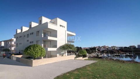 Location: Zadarska županija, Povljana, Povljana. PAG ISLAND, POVLJANA - Luxury apartment first row to the sea Unique opportunity! The facility is located first row to the sea near the beach. Modern new construction, top quality. On the second floor t...