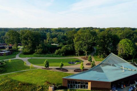 ¡Descubra el galardonado encanto de Your Nature, reconocido como «Leisure Award Winning Park» ! Con sus excepcionales instalaciones y su diseño sostenible, es el destino definitivo para la relajación y la aventura en un impresionante entorno natural....