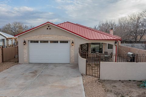 Bring your buyers to this Gem located by Rio Grande High School. Sitting on 1/3 of an acre, there is ample room for your extra vehicles and trailers.. The property is completely fenced with an automatic gate. Built in 2019, the home reflects the prid...