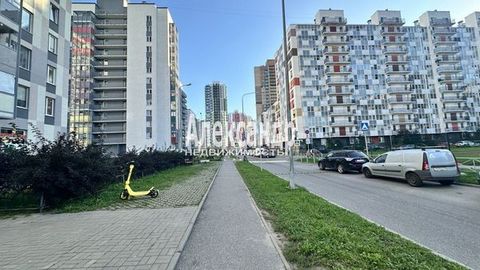 1700527 Продам Студию 20,4 кв.м на 4 этаже с видом во двор. Без обременений и долгов. Дом расположен в центральной части Кудрово, до метро пешком 25 минут , в 3 минутах от дома остановка общественного транспорта.   В шаговой доступности школы, детски...