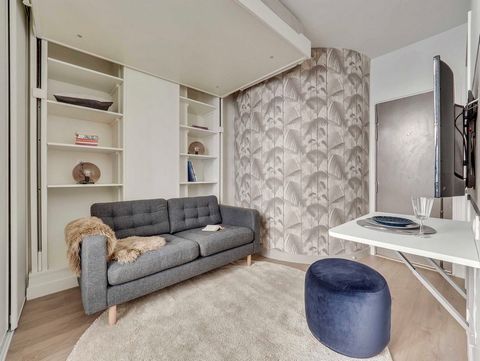 Located rue Saint-Maur PARIS 11th near the Parmentier metro station, in a beautiful old building built in 1870, the H&B Real Estate Group is pleased to present this magnificent 17m2 bright studio completely redone by architect on the 2nd floor of 6 b...