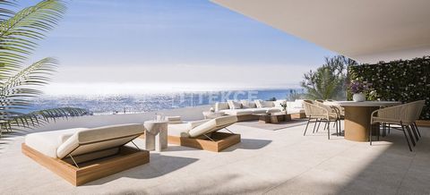 Immobiliers avec Vue sur la Mer Dans une Localisation Parfaite à El Higueron Fuengirola Les immobiliers sont situés dans une nouvelle résidence à Fuengirola, une ville côtière située sur la côte sud de l'Espagne, à Malaga. La ville possède une promen...