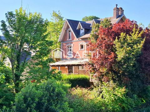 Villa rare et exceptionnelle, 275 m2 face baie
