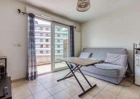 STUDIO + PARKING EN CENTRE-VILLE