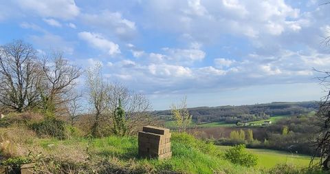 Terrain à vendre  7424 m²  Permis de construire  Vue imprenable sur la vallée de Lacour.