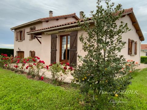 Proche de FEURS (42) MAISON très lumineuse de 100 M2 avec deux belles terrasses TERRAIN clos de 1000M2