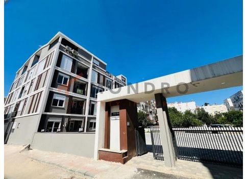 The apartment for sale is located in the heart of Antalya. Antalya gives name to the city and the province of Antalya! It has also become an international brand for high quality holiday at competitive prices. The city borders the fertile coastal plai...