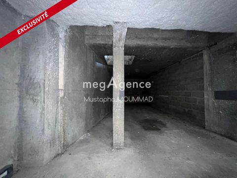 place de parking souterrain au pour voiture citadine au sein du residence calme et securisée à Mantes la ville.