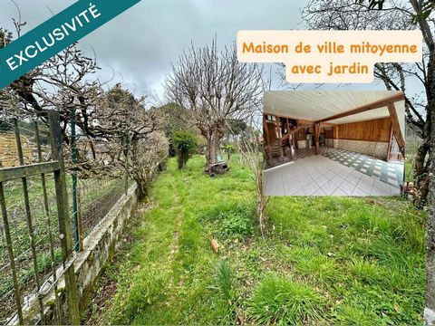 Maison de ville d’environ 120m2 sur un terrain de 350m2.
