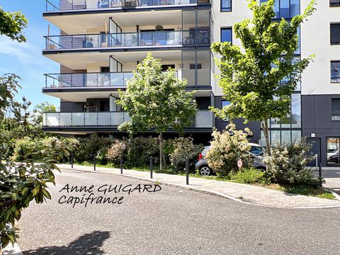 ANNECY: Quartier Vire-Moulin, GARAGE à vendre en EXCLUSIVITE !
