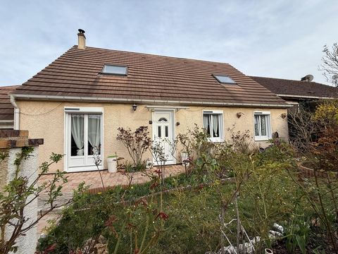 Maison familiale 8 pièces – Villiers-Saint-Frédéric