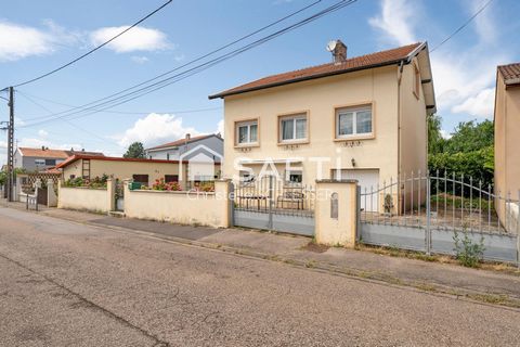 Maison individuelle avec 100m2 de surfaces habitables sur un terrain de 427m2, combles à aménager