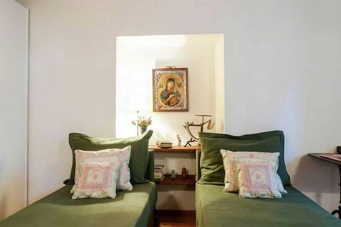 Una tariffa opzionale per servizi e utenze di EUR 70,00 verrà addebitata prima del vostro arrivo. I dettagli sono forniti di seguito. Benvenuti in questo confortevole appartamento nel centro di Bressanone, ideale per un massimo di 4 persone e adatto ...