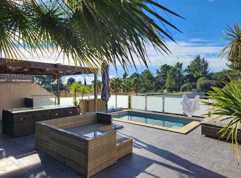 Maison à vendre 7 pièces LA CIOTAT (13)