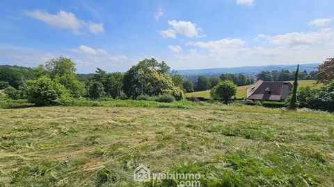 Terrain constructible - 1600m² - Nay
