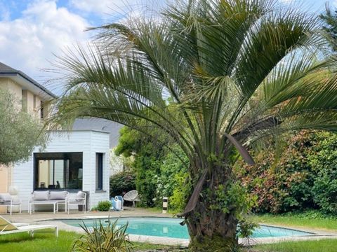 Bruz Golf Cissé, maison 220m2-6 ch-2300m2 terrain