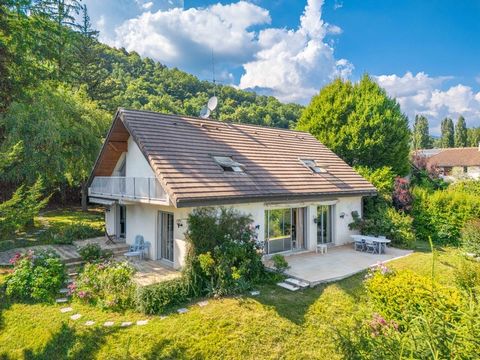 Maison à vendre 6 pièces DIVONNE LES BAINS (01)