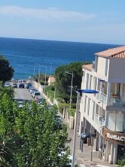 &#192; vendre Exceptionnel : Superbe appartement traversant de 105 m&#178; avec vue mer ? Sausset-les-Pins