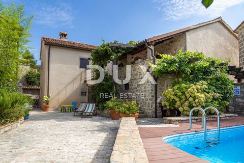 Location: Istarska županija, Gračišće, Gračišće. ISTRIA, GRAČIŠĆE - 3 stone houses with a swimming pool in the old town Gračišće developed on the site of an Old Slavic cult site dedicated to Perun - the god of thunder. The memory of his veneration is...