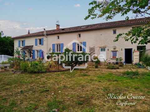 Maison de caractère rénovée 7 pièces PIOUSSAY (79)