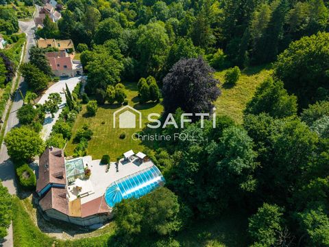 Entrez dans ce domaine d'exception & ses 2 maisons