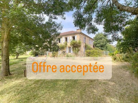 Superbe bâtisse de 1701 sur 5,6 hectares aux portes d’Auch