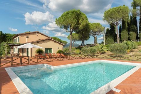 This spacious villa, located in Magliano Sabina, features 4 bedrooms for 8 people. Ideal for families, guests can enjoy a refreshing dip in the private swimming pool and access free WiFi at this child-friendly property. About 2 km away from the prope...