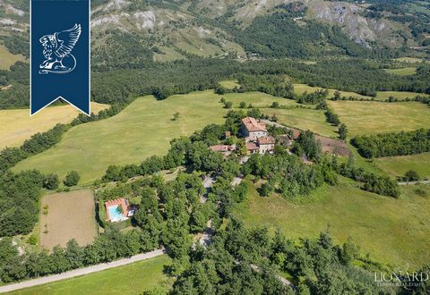 This stunning villa surrounded by nature is for sale in the province of Bologna, just twenty minutes from Bologna airport. his charming property is composed of two units and measures 480 sqm. The elegant main apartment measures 400 sqm and is home to...