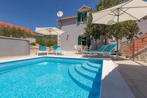 Villa Roglić is located in a secluded, peaceful part of Imotski, surrounded by lush Croatian greenery and impressive mountain range. It is easily accessible by road, but the villa offers full privacy with a quiet countryside setting. There is ample s...