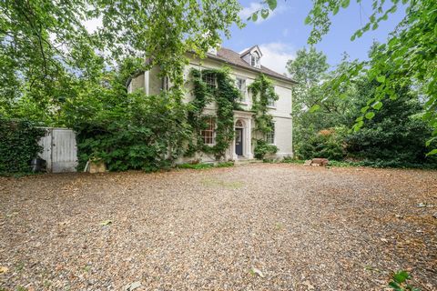 A unique opportunity to acquire this Grade II listed Manor House in Kew. The property originally dates back to the 14th Century but was later re-built in the early 1700’s with many of the original Georgian features still on show. Arranged over four f...