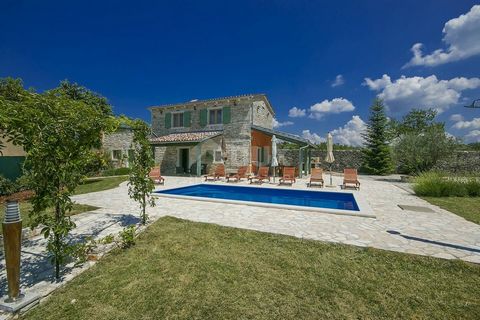 Location: Istarska županija, Tinjan, Tinjan. ISTRIA, TINJAN - Stone house with swimming pool and additional facility Tinjan is a medieval town located in central Istria. It is characterized by a rich cultural heritage, both material and non-material,...