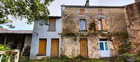 Dpt Charente (16), à vendre COULONGES maison P7 de 172 m² - Terrain de 643,00 m²