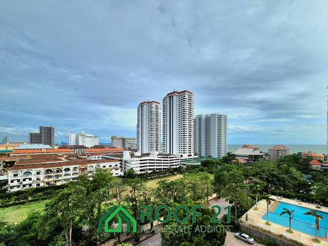 **Venda Urgente!! O Apartamento Vista Mar Quarto 48 metros quadrados Apenas a 5 minutos da praia** O View Talay 5 Apartment localizado em Pratumnak Pattaya é um condomínio único no sul de Pattaya, com vista para o mar. O projeto inclui comodidades co...