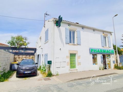 Uniquement chez Capifrance ! Je vous invite à découvrir cette belle maison en pierre d'une surface habitable de 130 m² environ. Actuellement, cette maison accueille la pharmacie du village mais le bien sera libre au 31 décembre 2024. Au rez-de-chauss...